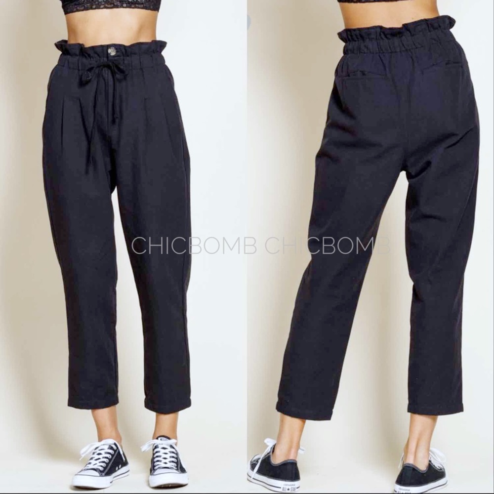 BLACK HIGH WAIST POCKETED PAPER BAG TAPER PANTS - Picture 2 of 4